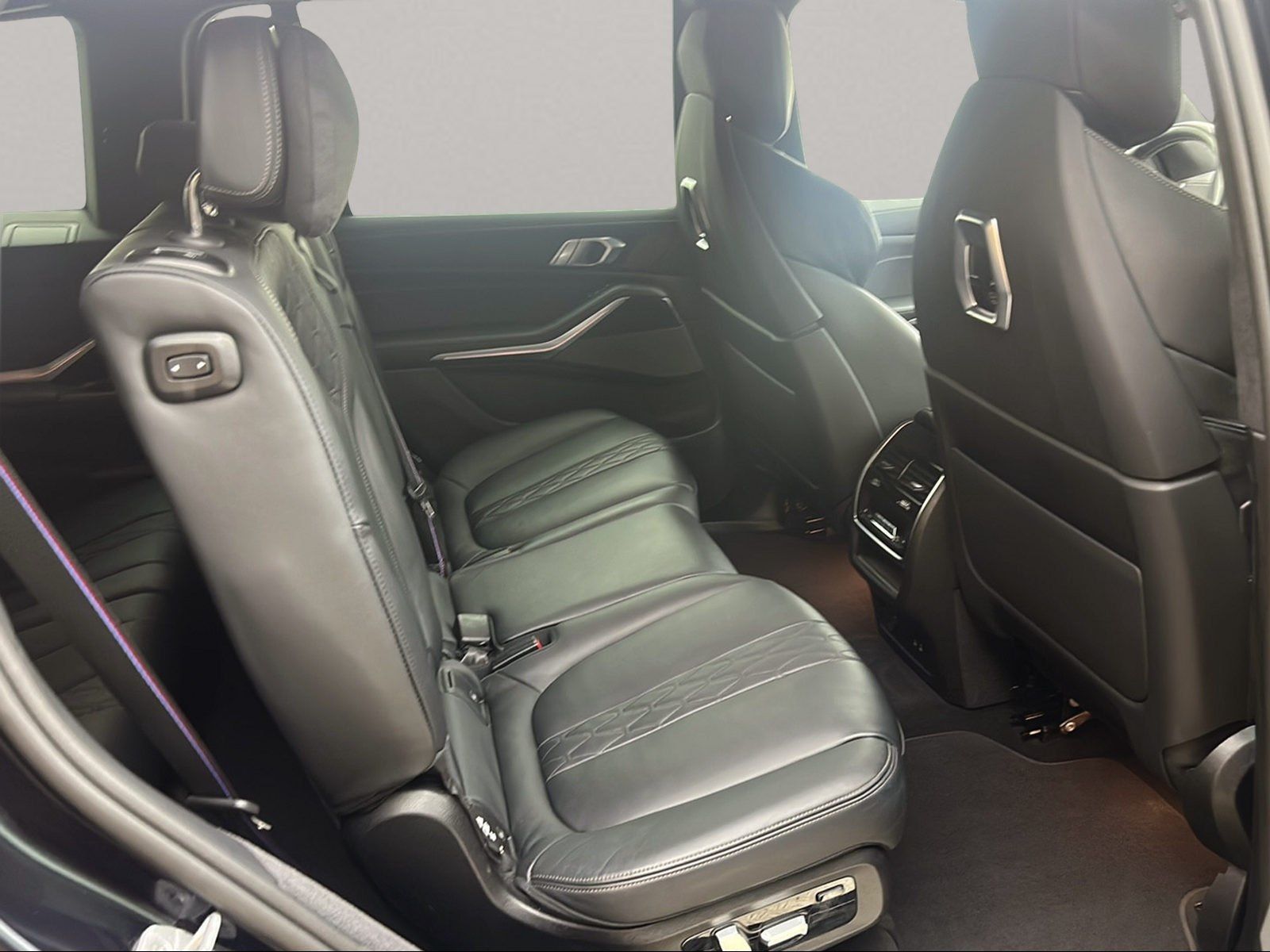 BMW X7 M60 - Bild 17