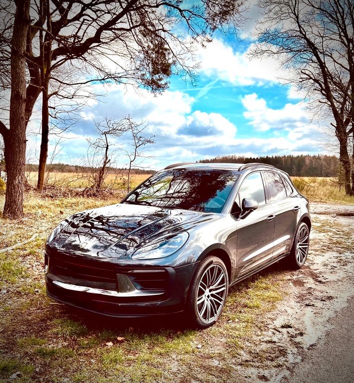 Image of Porsche Macan