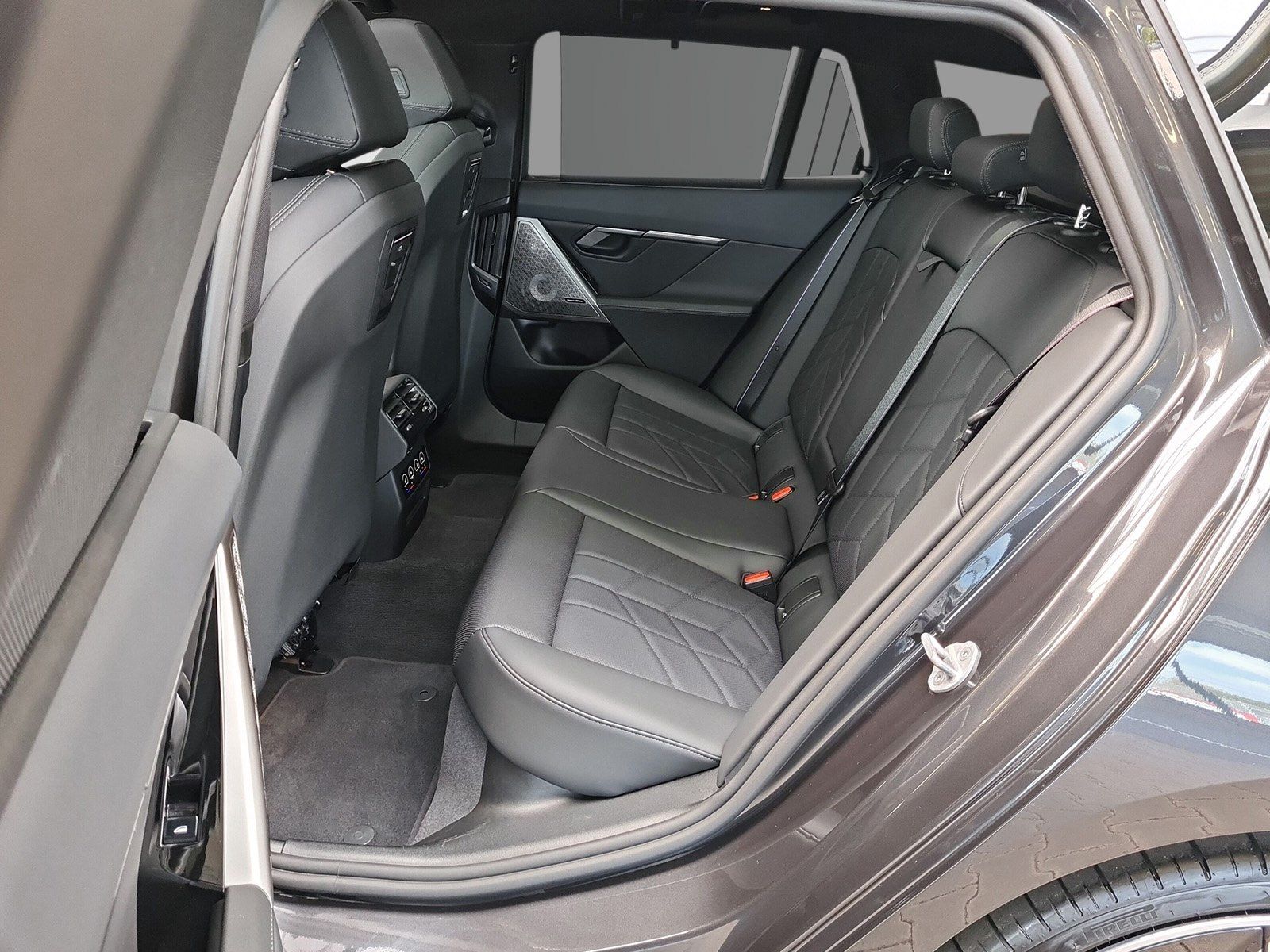BMW i5 - Bild 13