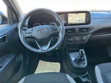 Hyundai i10 1.0 ATM AUTOMAT. SCHALTGETRIEBE TREND + NAVI