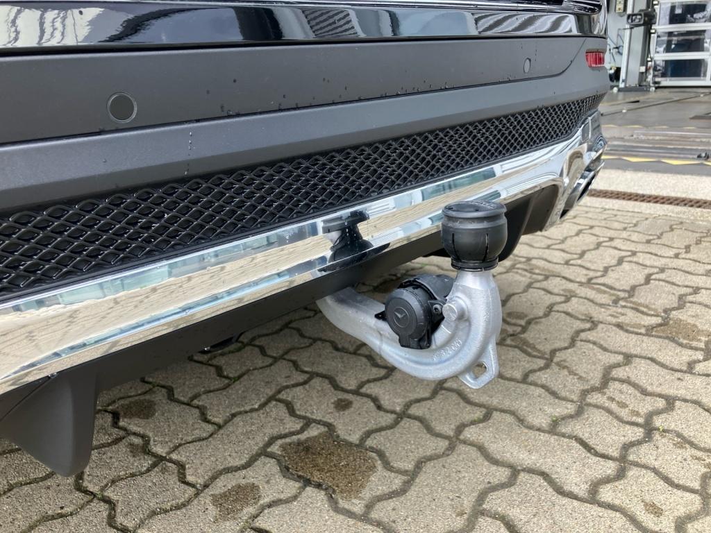 Mercedes-Benz GLB 250 AMG Pano.Dach LED Kamera AHK Ambi. STHZG