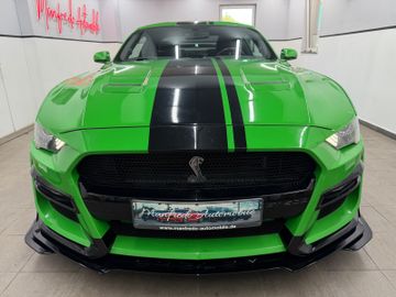 Ford Mustang - 3