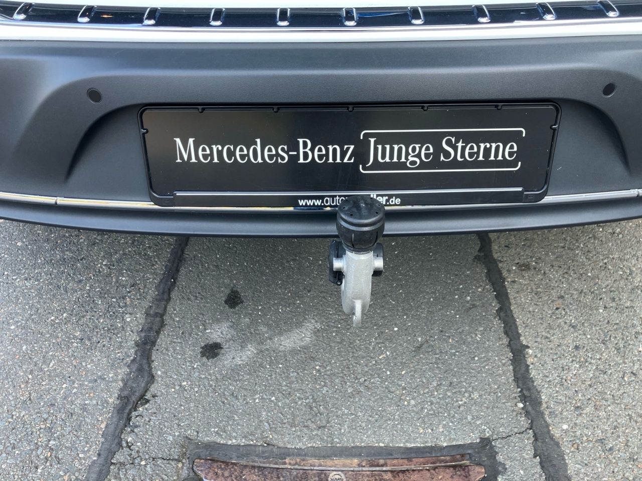 Fahrzeugabbildung Mercedes-Benz EQA 250 BONUS+AHK+KAMERA+LENKRADHEIZ+AMBIENTE+