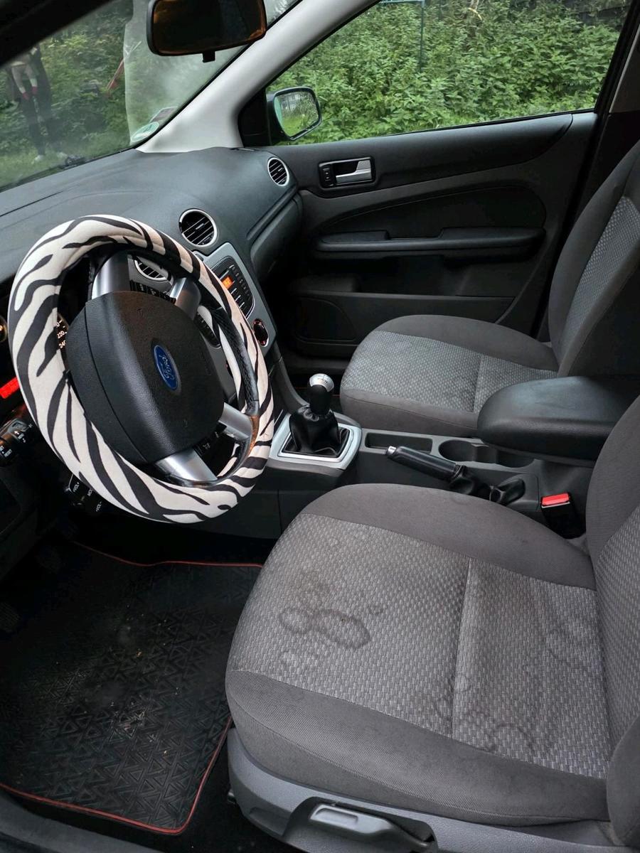 Ford Focus 2007 — photo 8