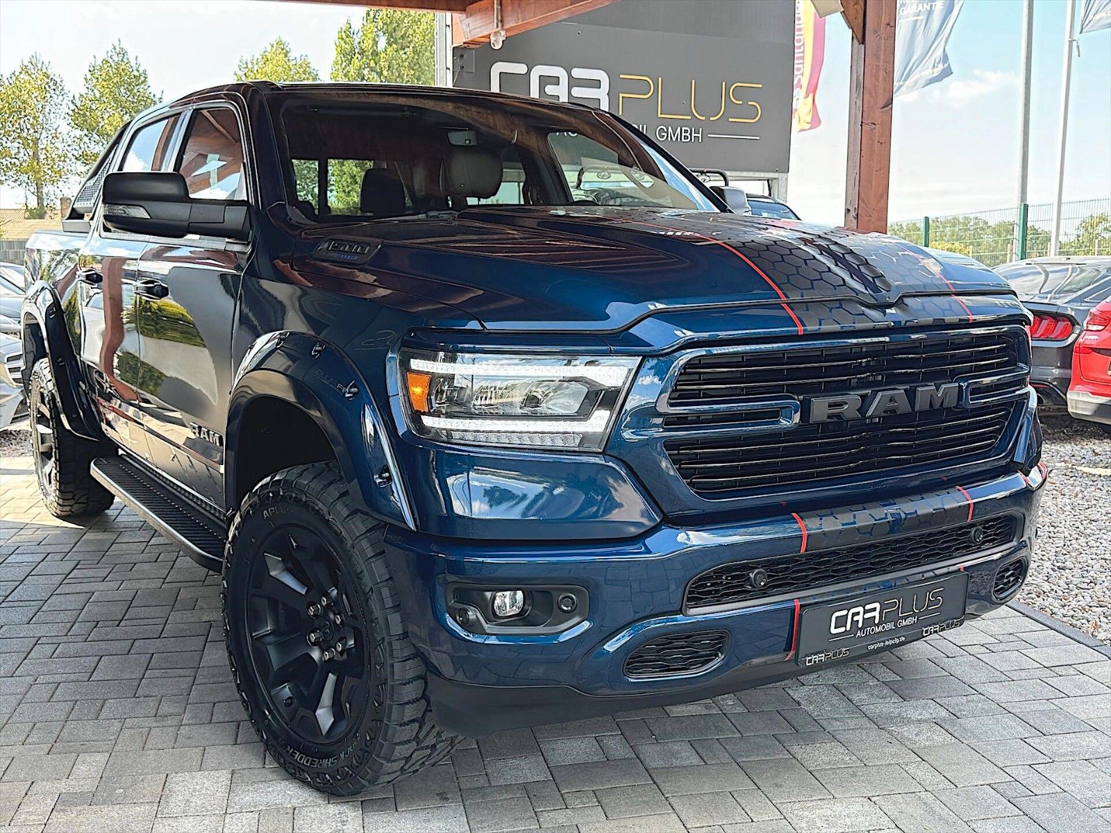 Fahrzeugabbildung Dodge RAM 5.7 V8 HEMI Night-Edition Offroad 4x4 LPG