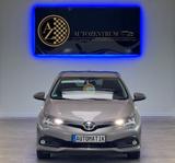 Toyota Auris Automatik Lim. Design Edition*2HND*NAV*RFK - Toyota Auris: mit Anhängerkupplung