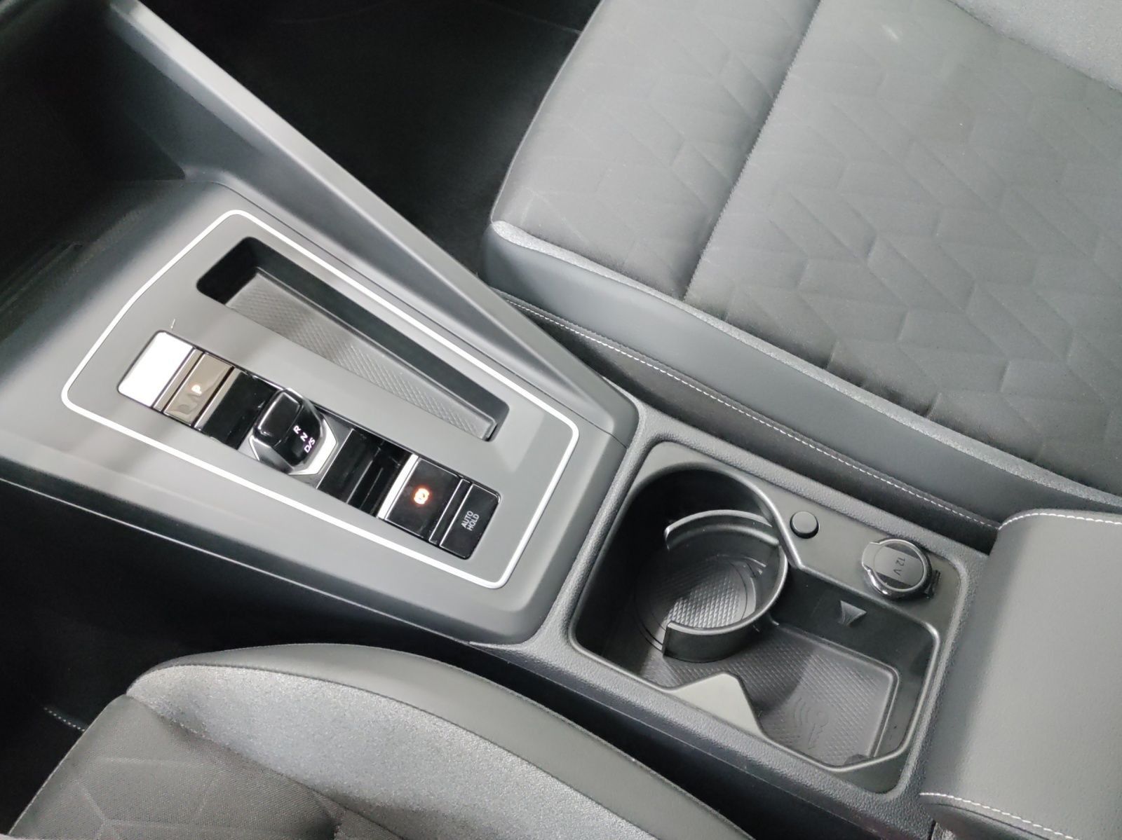 Volkswagen Golf - Bild 12