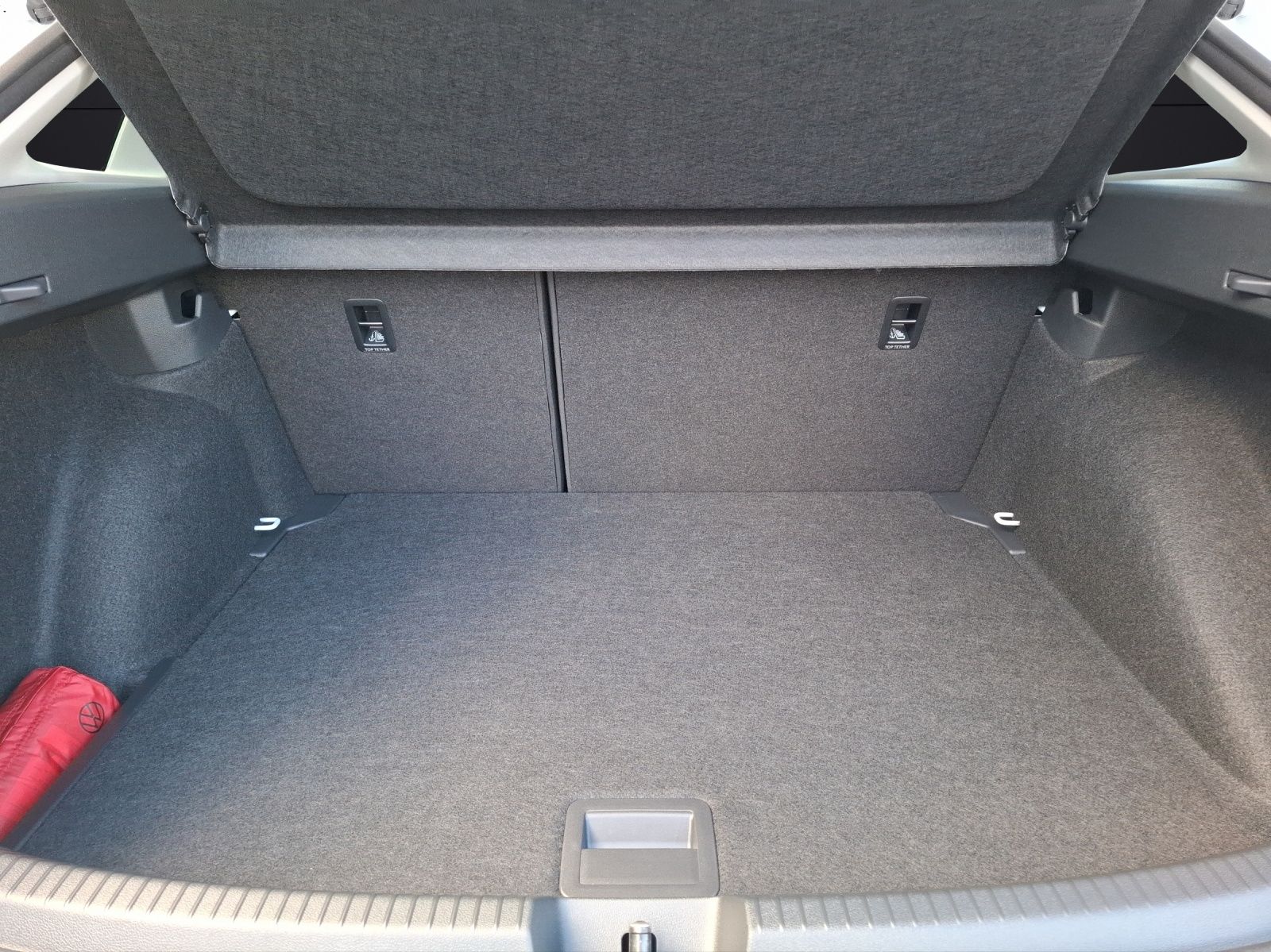 Fahrzeugabbildung Volkswagen Taigo TSI Goal DSG Matrix Navi AID ACC RFK SH LM