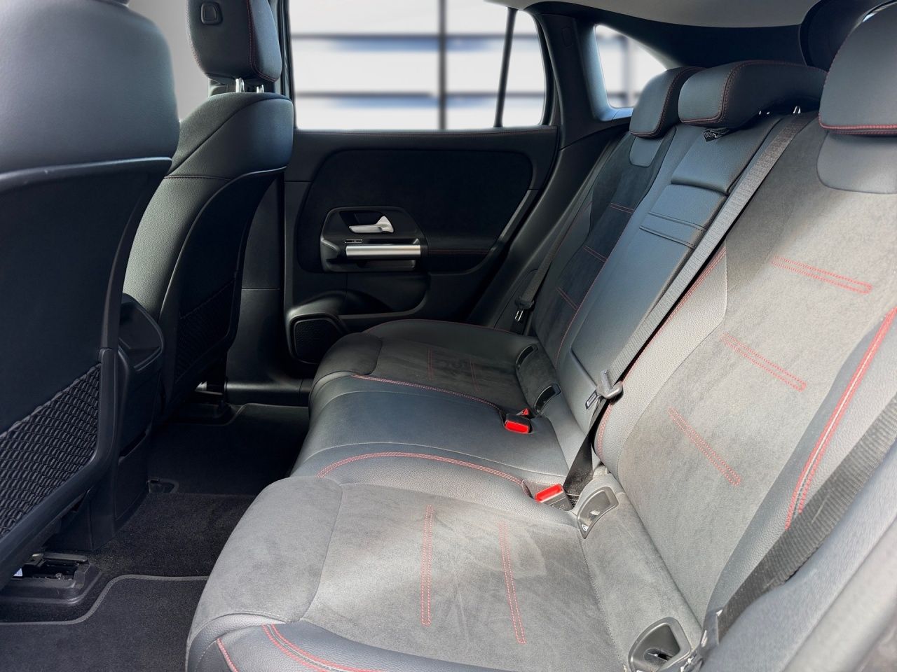 Fahrzeugabbildung Mercedes-Benz EQA 250+ BONUS+AMG+BURM+NIGHT+CARPL+LED+KAMERA+