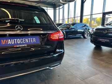 Mercedes-Benz C 180 *TÜVSERVICE NEU*TEMPO*NAV*LED*SZHZ*