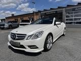 Mercedes-Benz E 220 CDI DPF Cabrio Avantgarde AMG Paket - Mercedes-Benz E 220: Cdi
