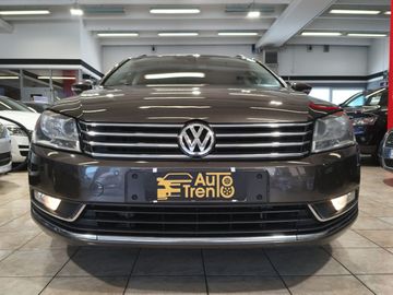 Volkswagen Passat - 2