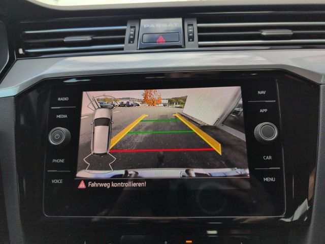 Passat Variant 1.5 TSI AHK+KAMERA+NAVI+LED+KLIMA