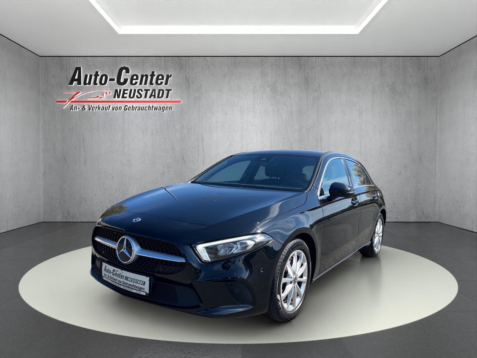 Mercedes-Benz A 250  Business PDC/LANE/APP/NAVI/KLIMAA