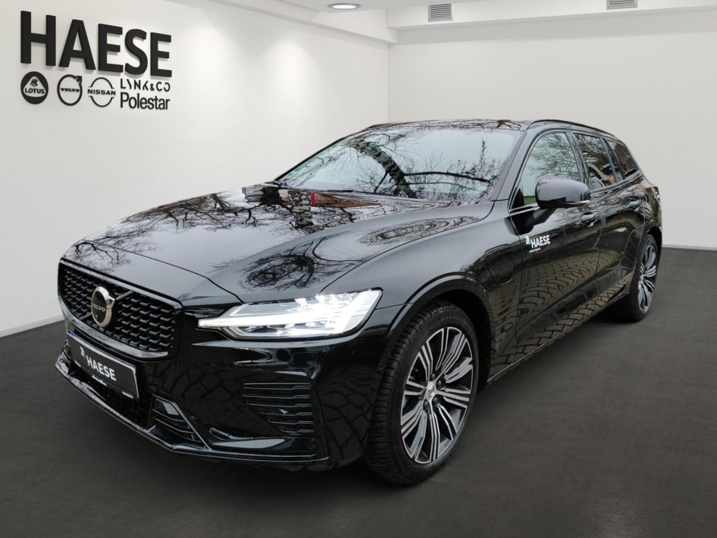 Volvo V60 Recharge T6 AWD Plug-In Hybrid Plus Dark Hea