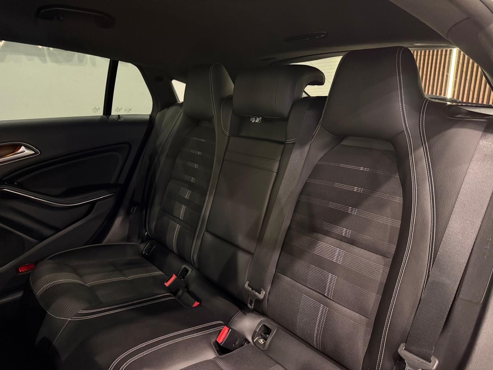 MERCEDES-BENZ CLA 200 SHOOTING BRAKE 1.6 156ch BVA Sièges sport chauffants Historique présent - 2EME MAIN