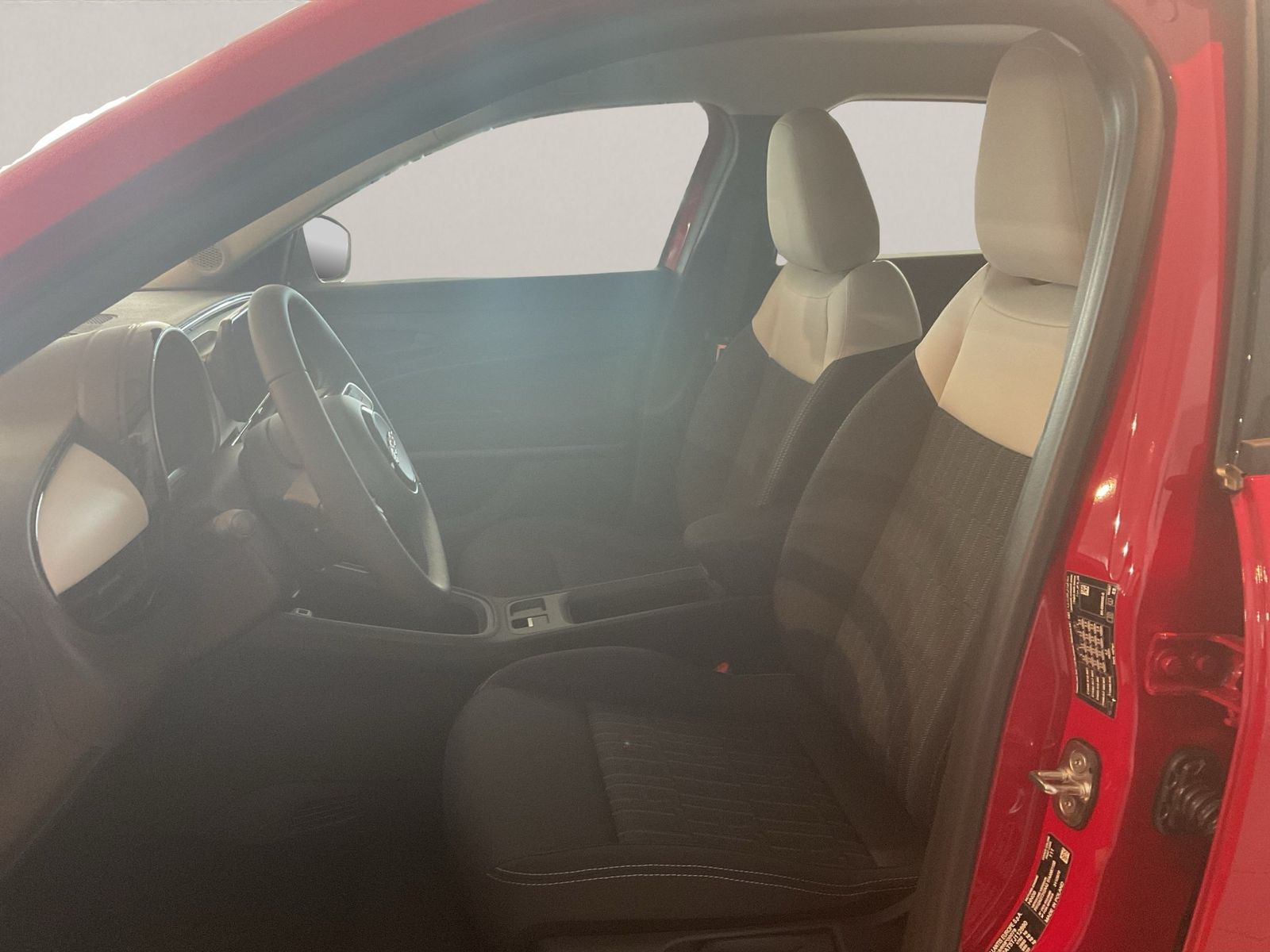 Fiat 600 Hybrid Business Edt. Autom. Navi+Sitzhz.+Kam imagem 3