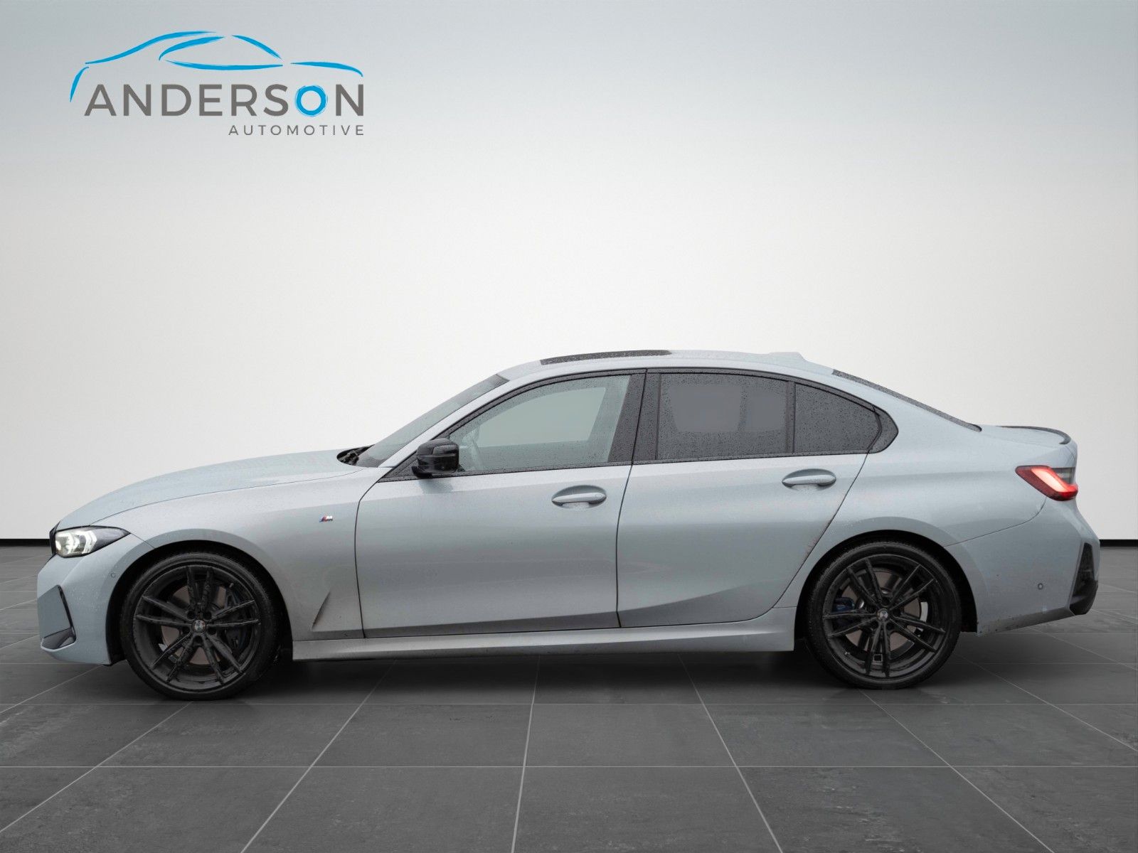 Fahrzeugabbildung BMW 330i M SPORT CARBON H&K LED PANO 19" PERFORMANCE