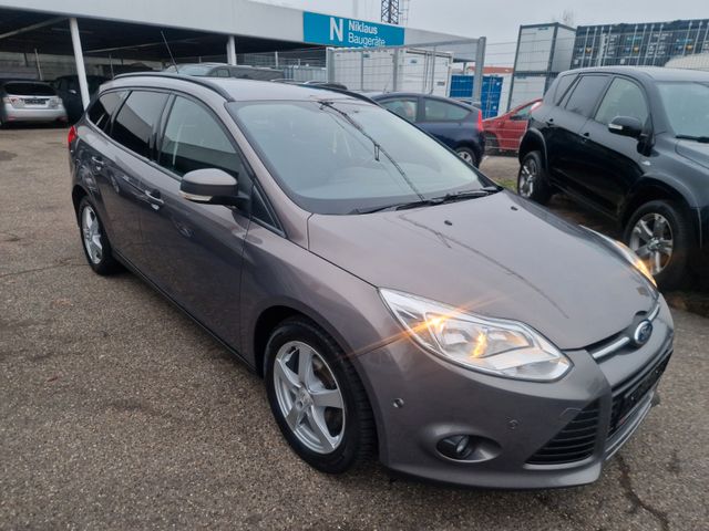 Ford Focus Turnier Champions Edition NEUE ZAHNRIEMEN!