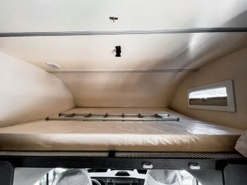 Fahrzeugabbildung Roller Team Kronos 284M FORD Modell 2024