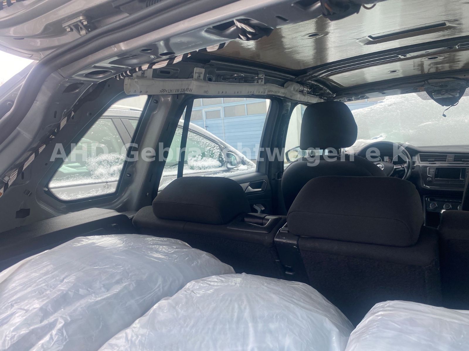 Fahrzeugabbildung Volkswagen Tiguan 1.4 TSI DSG