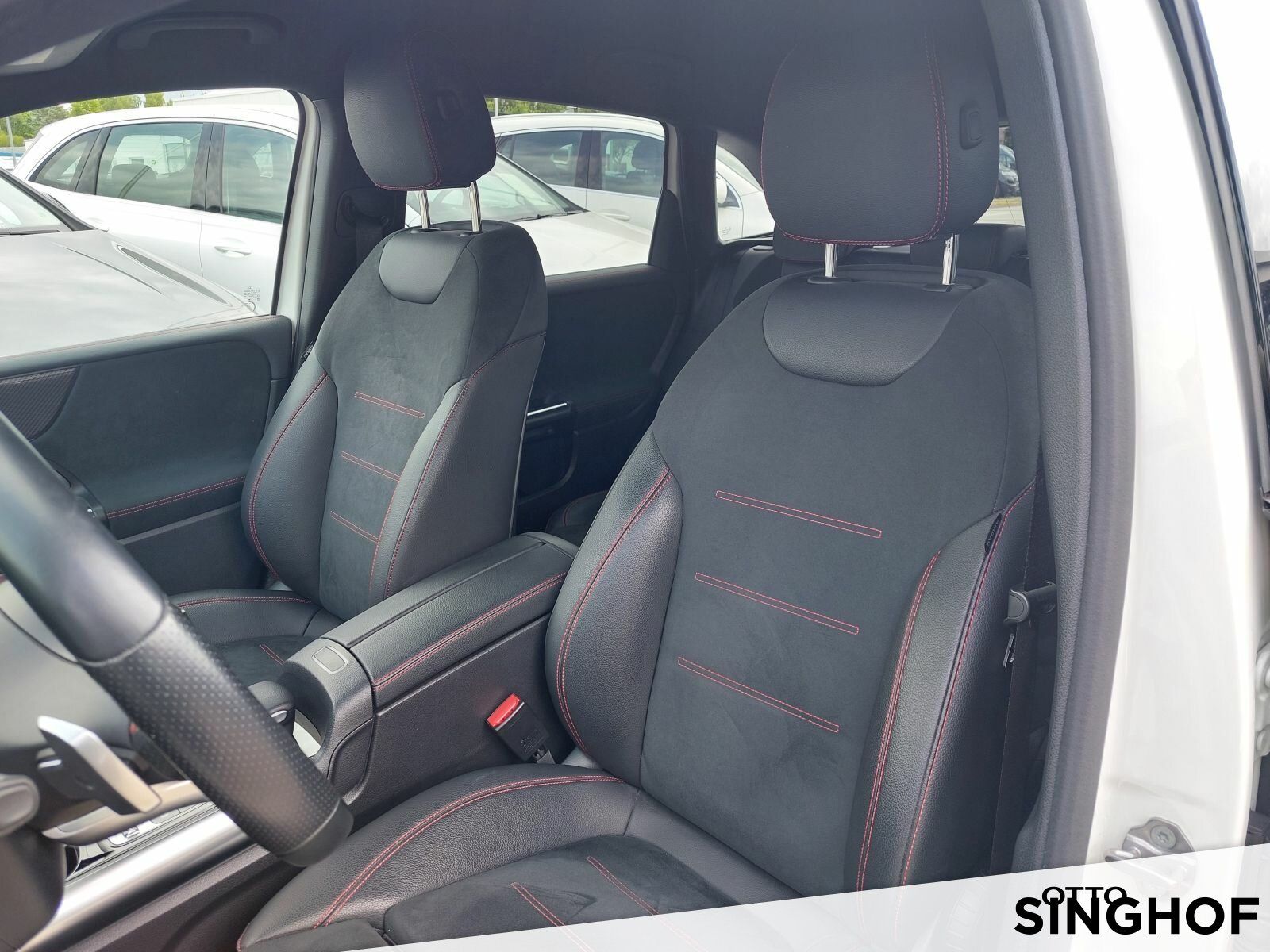 Fahrzeugabbildung Mercedes-Benz B 200 AMG Night+AHK+LED+Navi+Rü Kam+el.Heck+TOTW