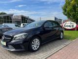 Mercedes-Benz A 180 A -Klasse BlueEf. TEMP/SHZ/NAVI/PDC - Mercedes-Benz A 180 in Lübeck