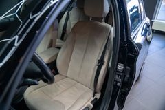 BMW 118 i Urban Line*CAM*LED*LEDER*SHZ*NAVI*TEMPOMAT