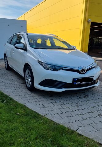 Toyota Auris Touring Sports Touring Sports 1,4-l-D-4D -