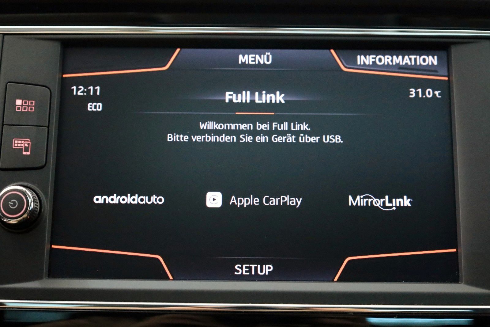 Fahrzeugabbildung SEAT Leon FR T.Leder,Navi,LED,ACC,Apple CarPlay,SD,SH