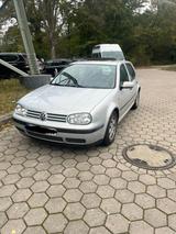 Volkswagen Golf 4 1.6 SR TÜV neu! - Volkswagen Golf aus 1997 mit Benzin-Antrieb: Kombi
