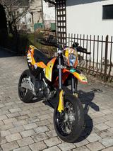 KTM 690 SMC - SUPER MOTO