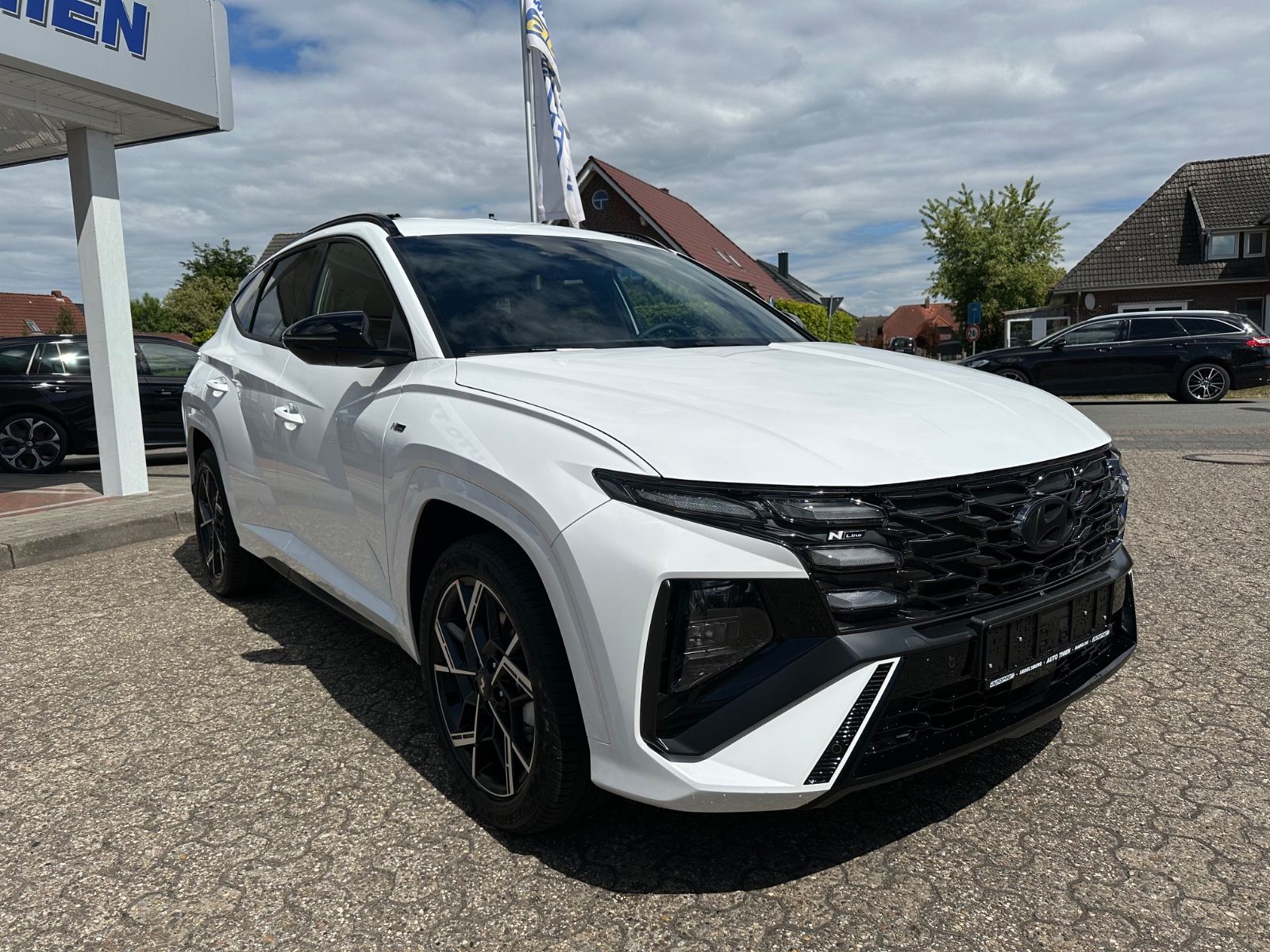 Fahrzeugabbildung Hyundai Tucson N-Line 1.6 T-GDi DCT Navi/ACC/LED/Shzg.