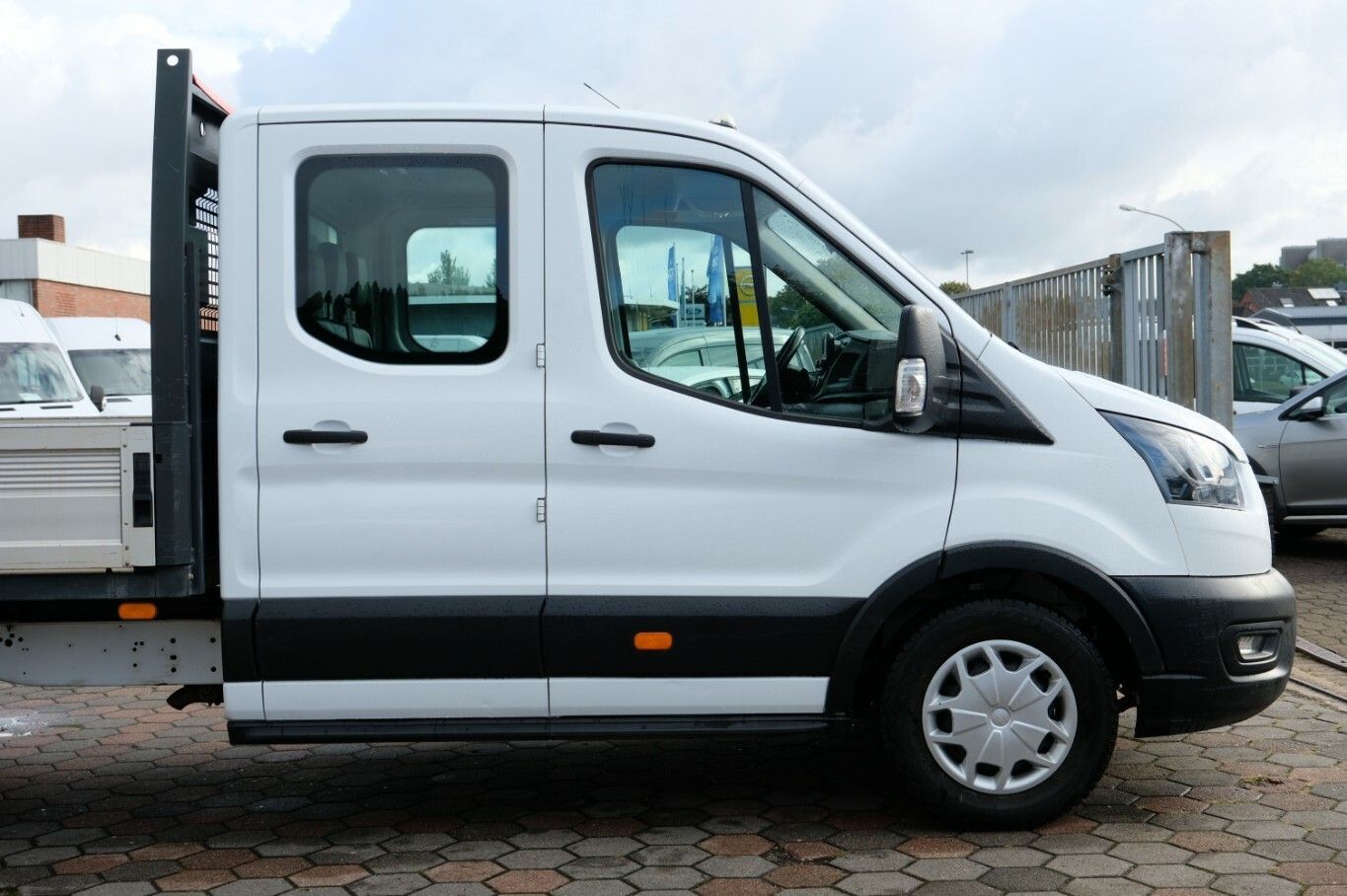 Transit Pritsche 350 L3 DoKa Tempomat