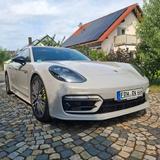 Porsche Panamera 4 E-Hybrid -