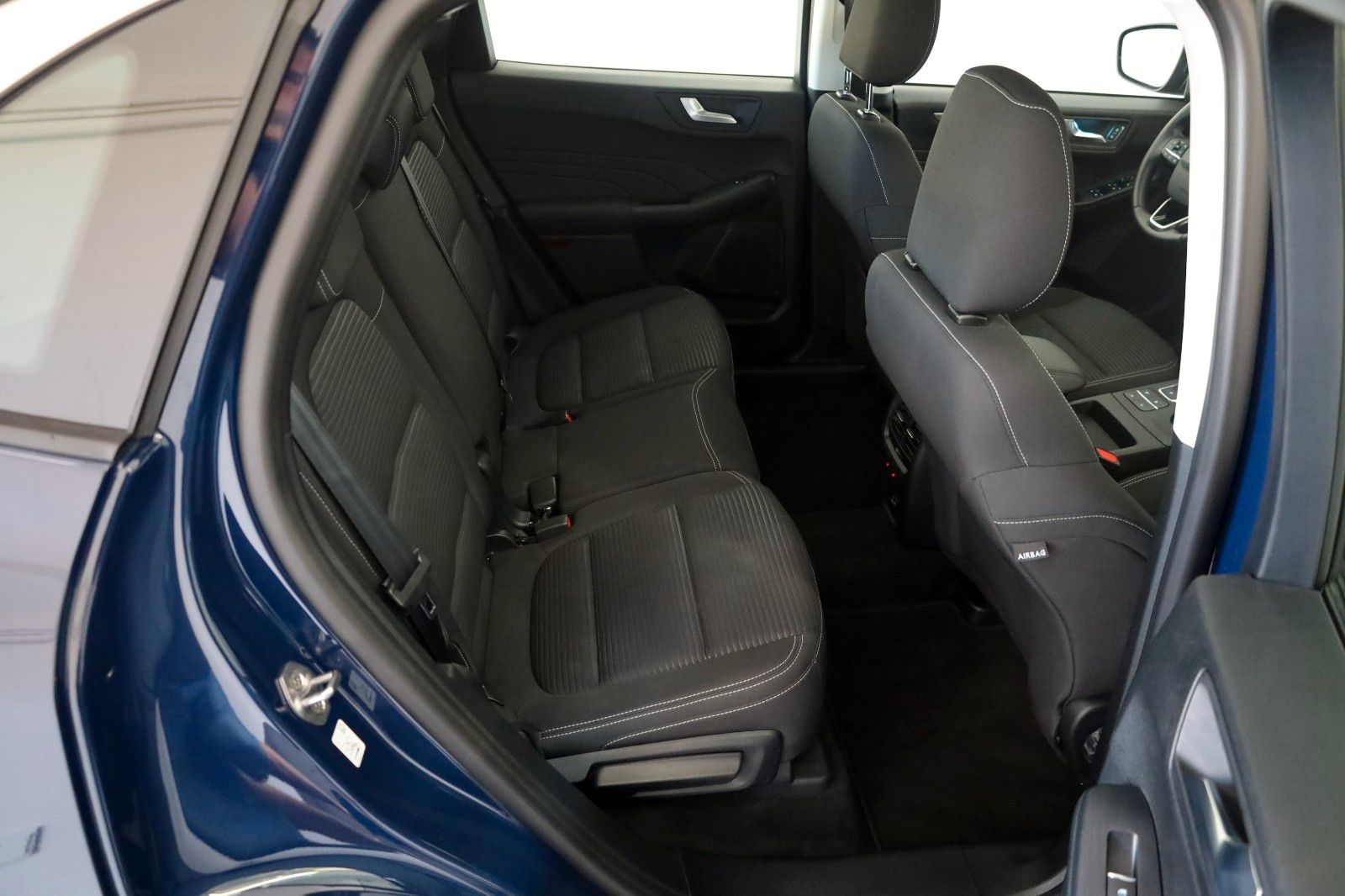 Fahrzeugabbildung Ford Kuga Plug-In Hybrid Titanium,Navi,LED,ACC,Kamera