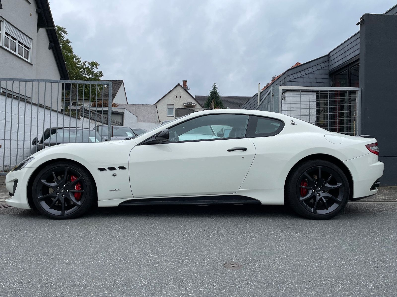 Fahrzeugabbildung Maserati Granturismo MC Sport |Aerodynamic|Carbon|Bose|