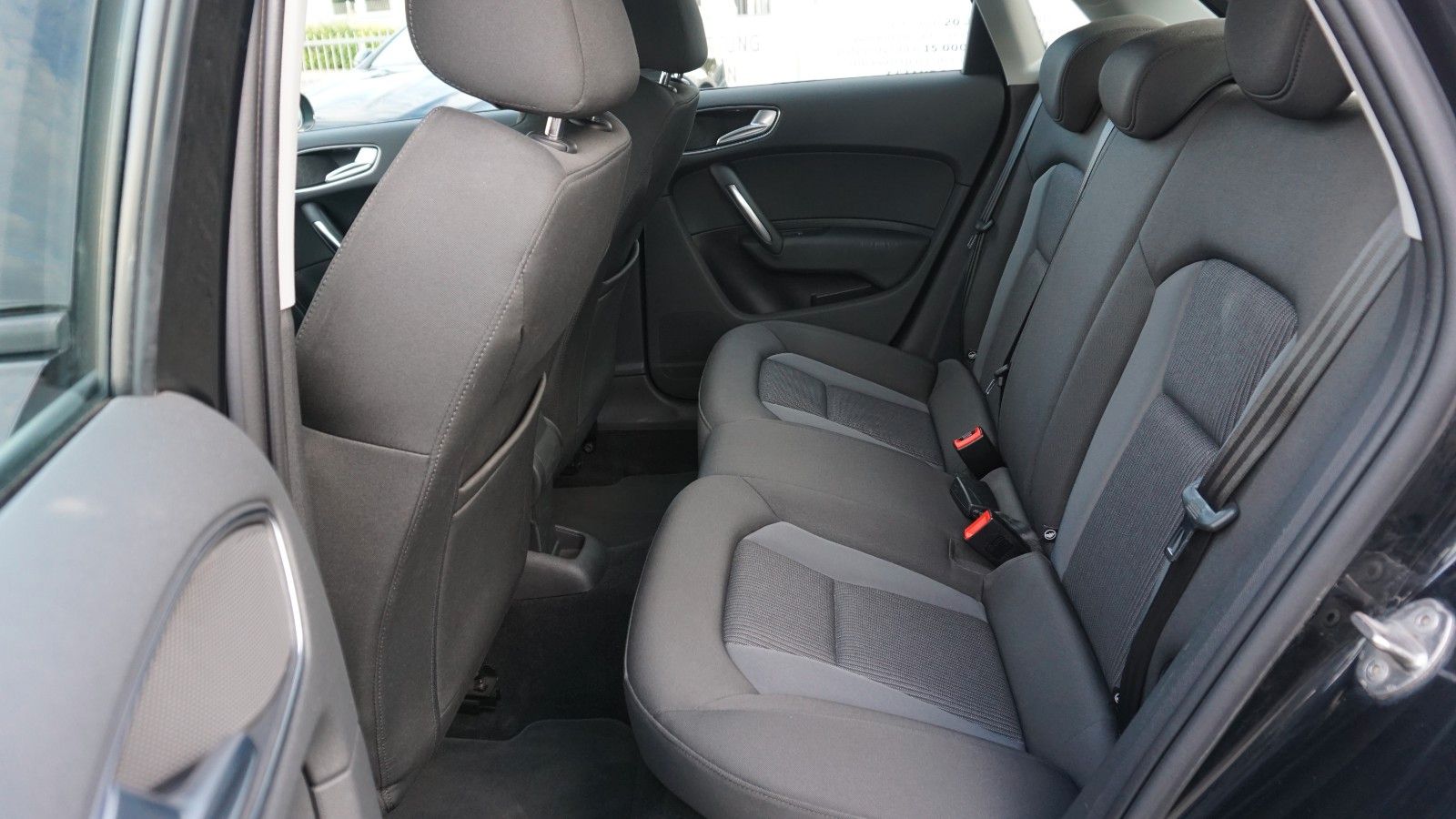 Fahrzeugabbildung Audi A1 Sportback design Xenon, SH, SD, PDC, HU NEU