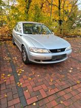 Opel Vectra B 1,6 - Opel Vectra: B V6