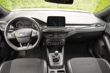Ford Focus - 10