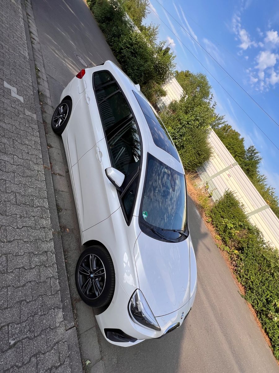 BMW 220 Gran Tourer 220i Steptronic Sport Line S...