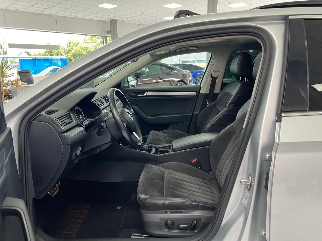 Skoda Superb 2.0 TDI Style Pano*Memory*KAM*NAV*CarPlay