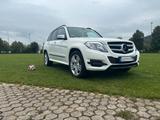 Mercedes-Benz GLK 350 4MATIC -WEIß-PANORAMADACH - Mercedes-Benz GLK 350 von privat