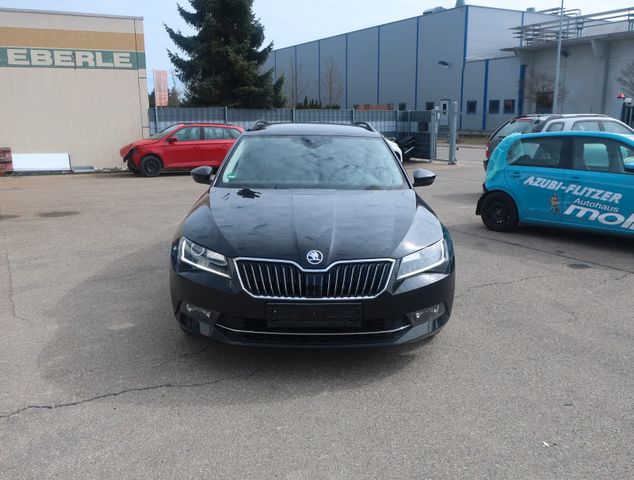 Skoda Superb Combi Ambition