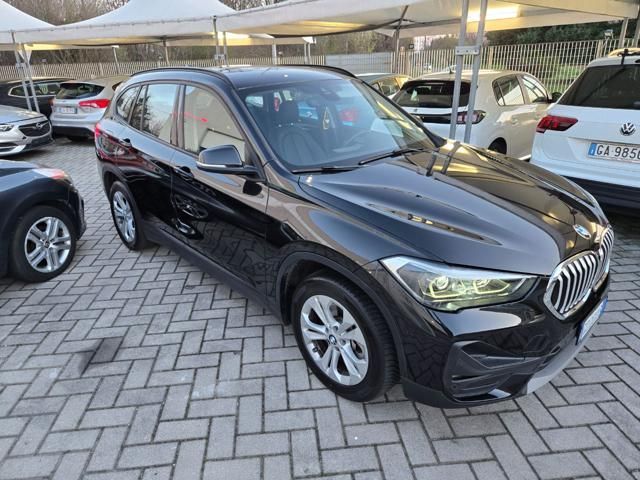 BMW X1 xDrive25e Advantage imagem 2