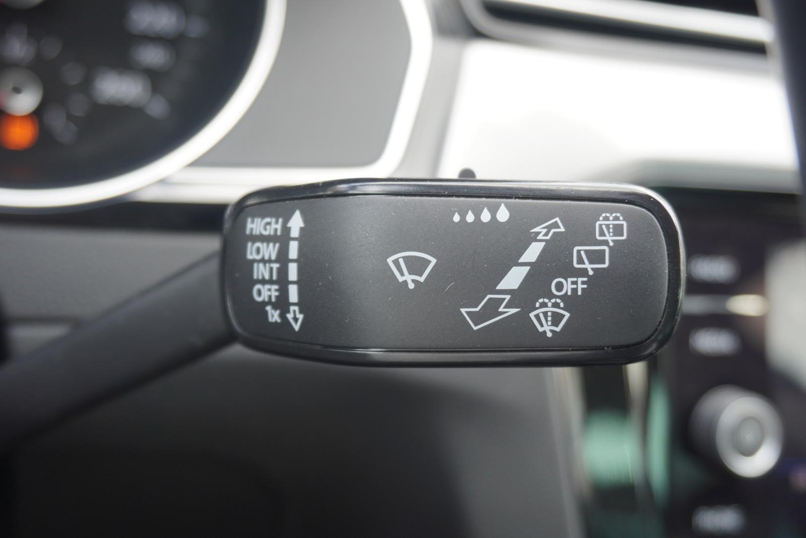 Volkswagen Passat 1.5 TSI DSG Business LED ACC Navi, миниатюра 27