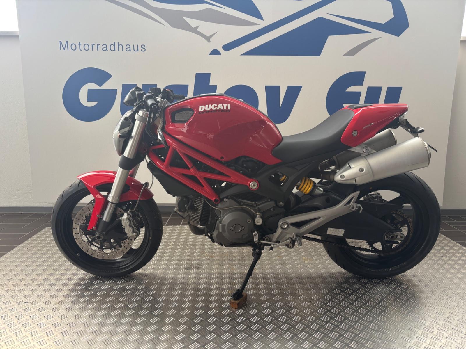 Ducati Monster 696 TOP Inspektion Neu