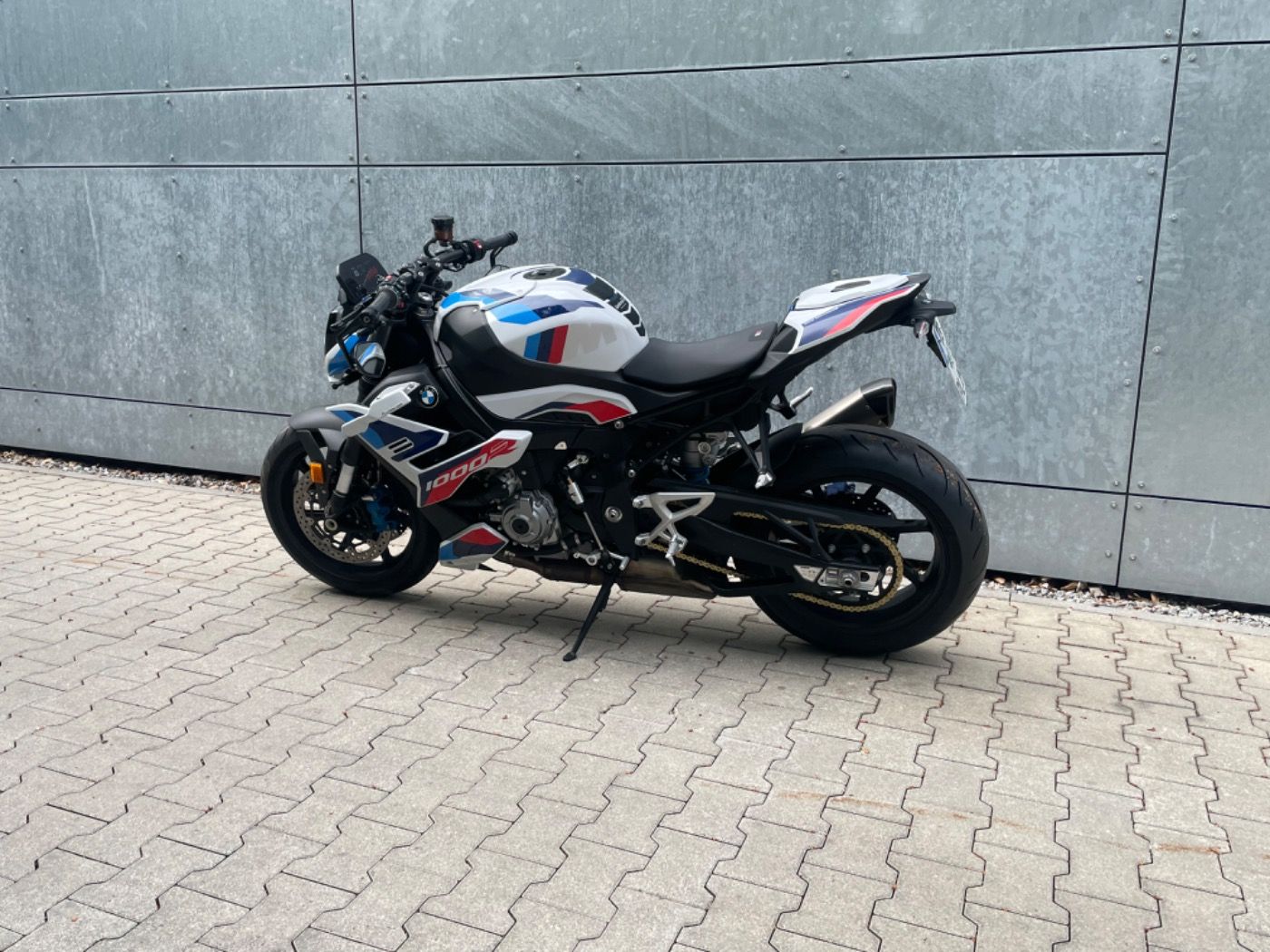 Fahrzeugabbildung BMW M 1000 R