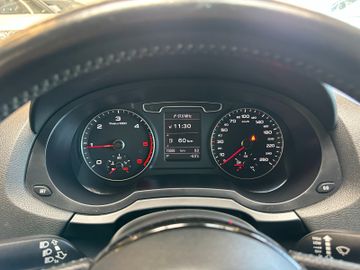 Audi Q3 2.0 TDI quattro *BiXenon*Pano*AHK*SLine*