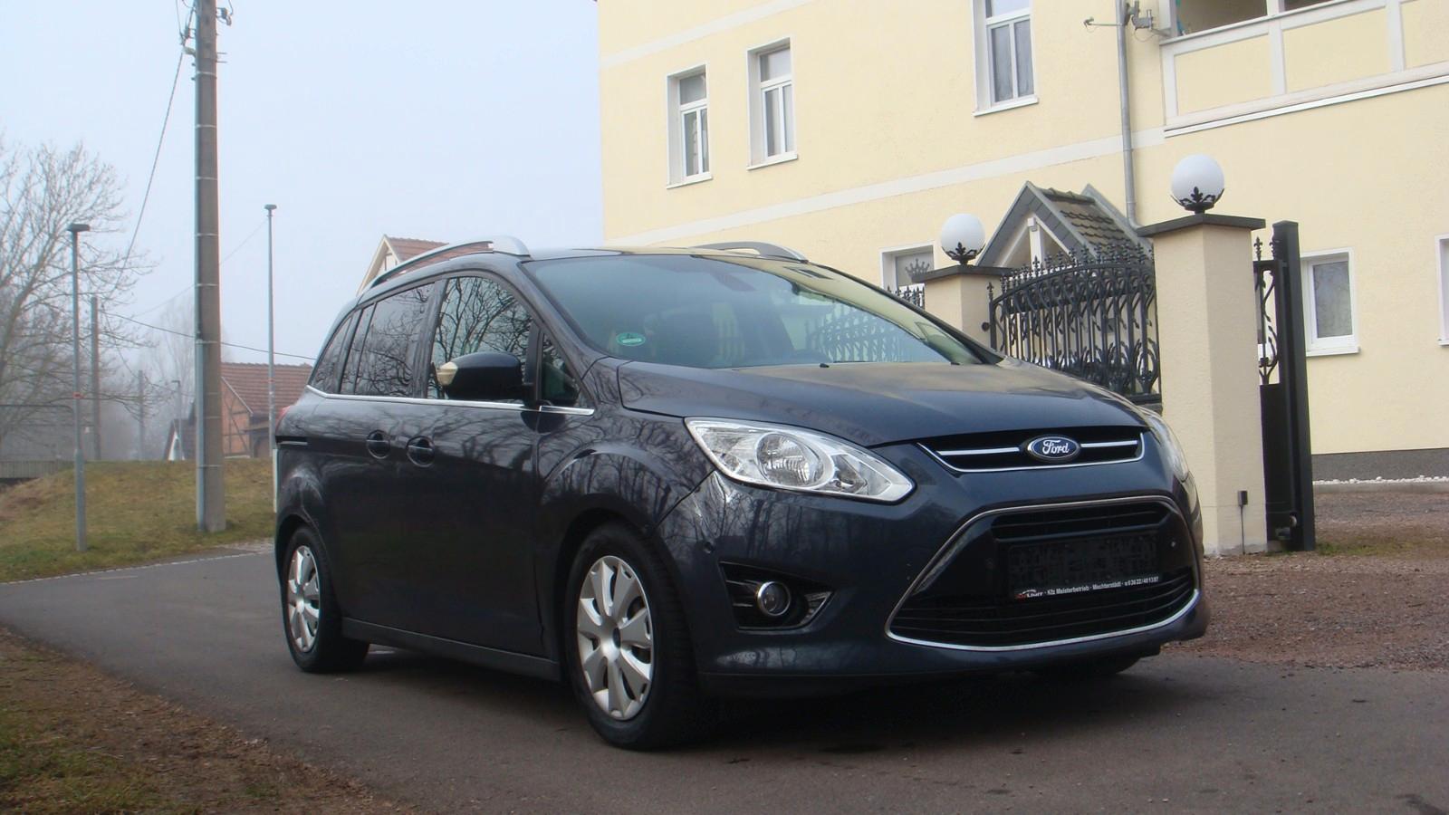Ford Grand C-Max 1,6 EcoBoost 110kW Titanium